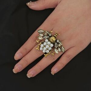 🆕 Gold-Tone Bee Cocktail Ring with Pearls and Crystals - Women Jewelry